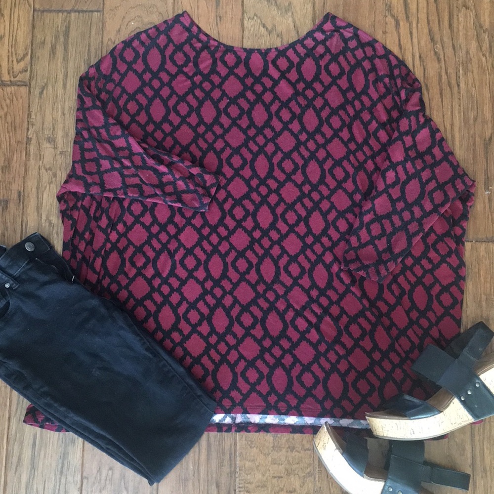Hourglass Lilly Tunic Top